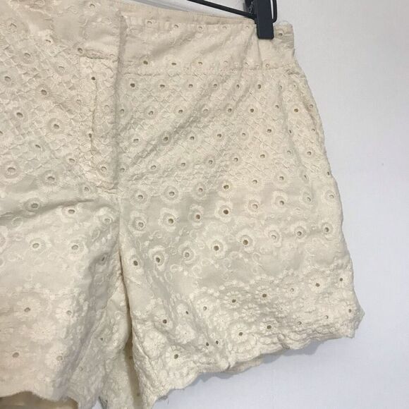 Ann Taylor LOFT Shorts Size 2 White Cream Eyelet - Picture 14 of 15